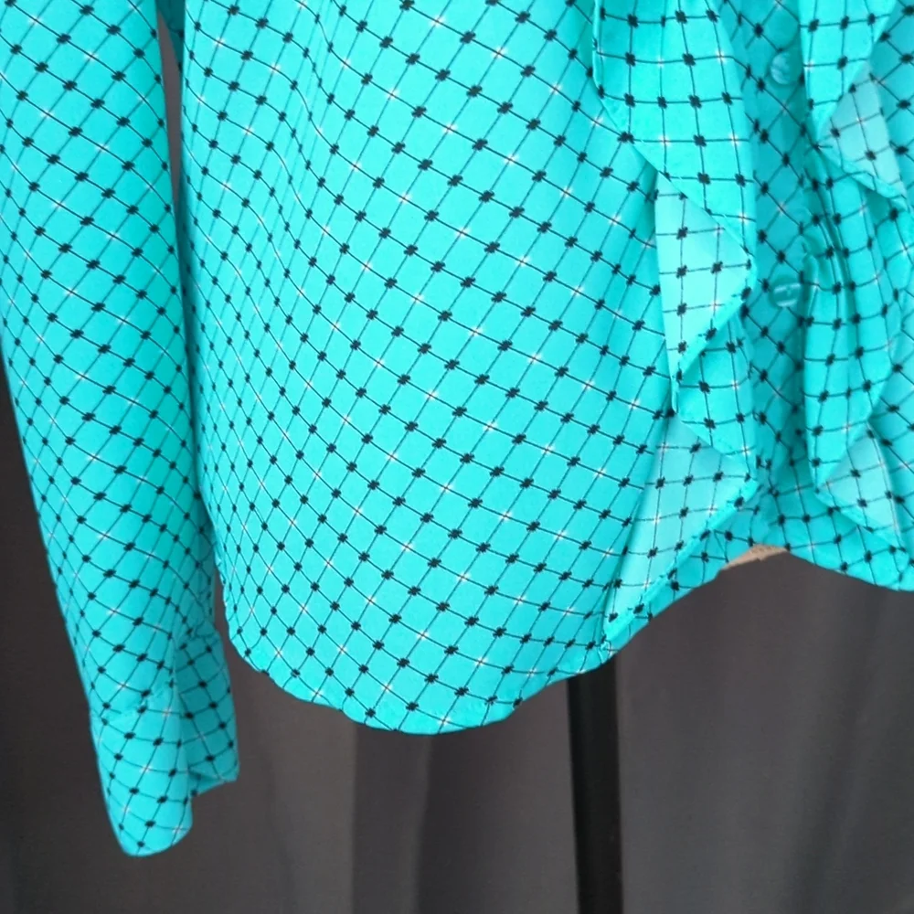 Poplin style blouse with bowing - beautiful color! - Picture 2 of 4